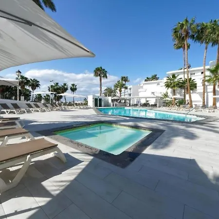 One Bedroom With A Pool, Near Playa Chica Апартаменти Пуерто-дель-Кармен