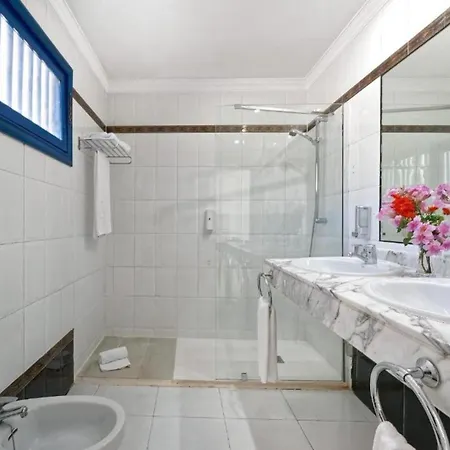 One Bedroom With A Pool, Near Playa Chica Пуерто-дель-Кармен