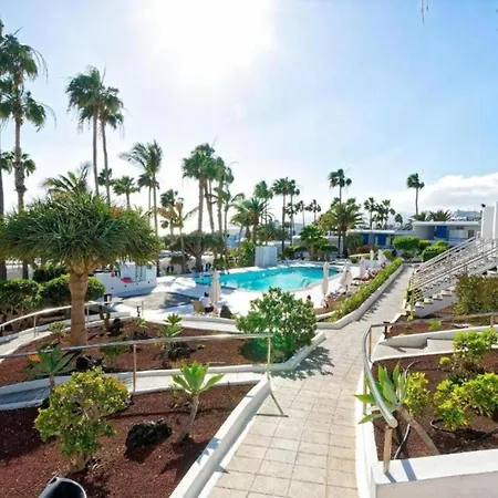 Апартаменти One Bedroom With A Pool, Near Playa Chica Пуерто-дель-Кармен